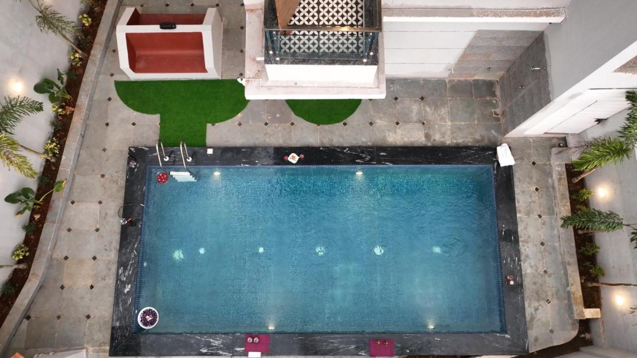 Euphoria Luxury Villa - 5Bhk - Private Pool - Jacuzzi, Бага Екстер'єр фото